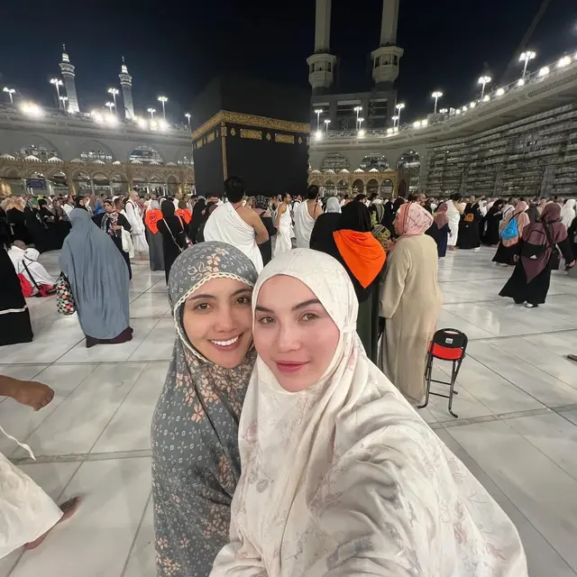 Sekilas Profil Elina Joerg, Selebriti Berbakat yang Viral Rayakan Ulang Tahun dengan Umrah